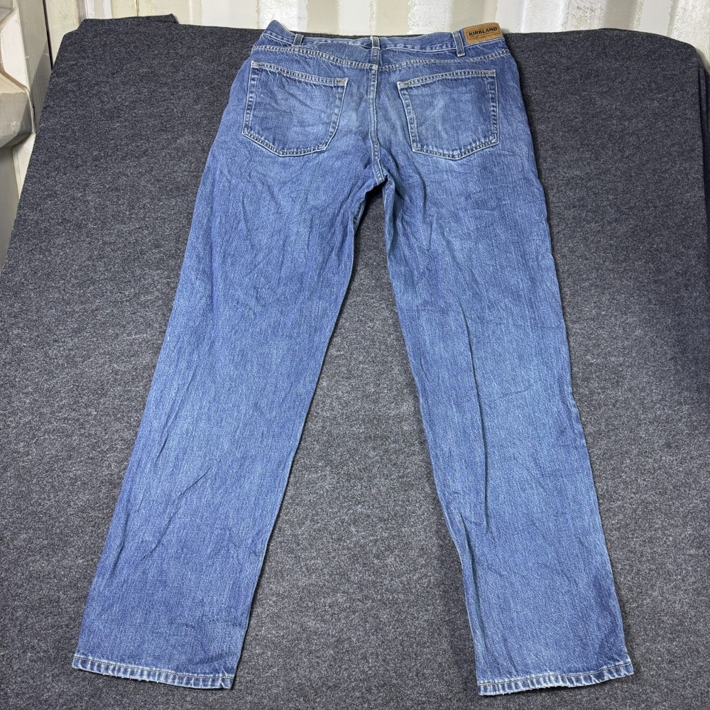 Kirkland Signature Jeans Mens 34x32 Blue Denim Cotton Medium Wash Straight Leg